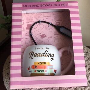 Book Lovers I’D RATHER BE READING Coffee Mug and Book Light Set